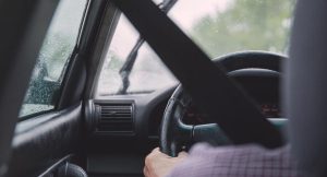 Read more about the article האם בטיחותי להתקין וו גרירה על רכב פרטי?